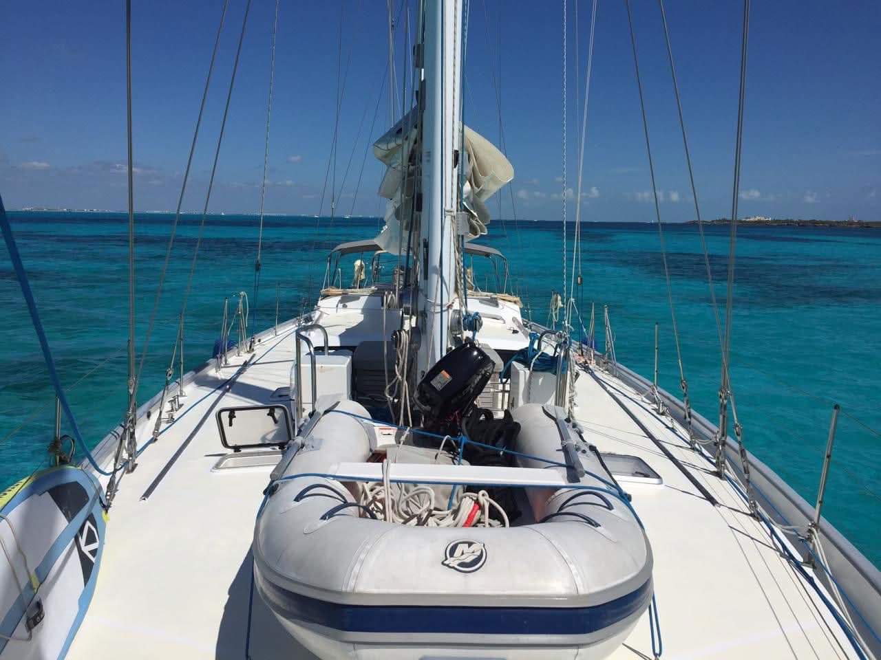 Flying Wing foredeck under sail